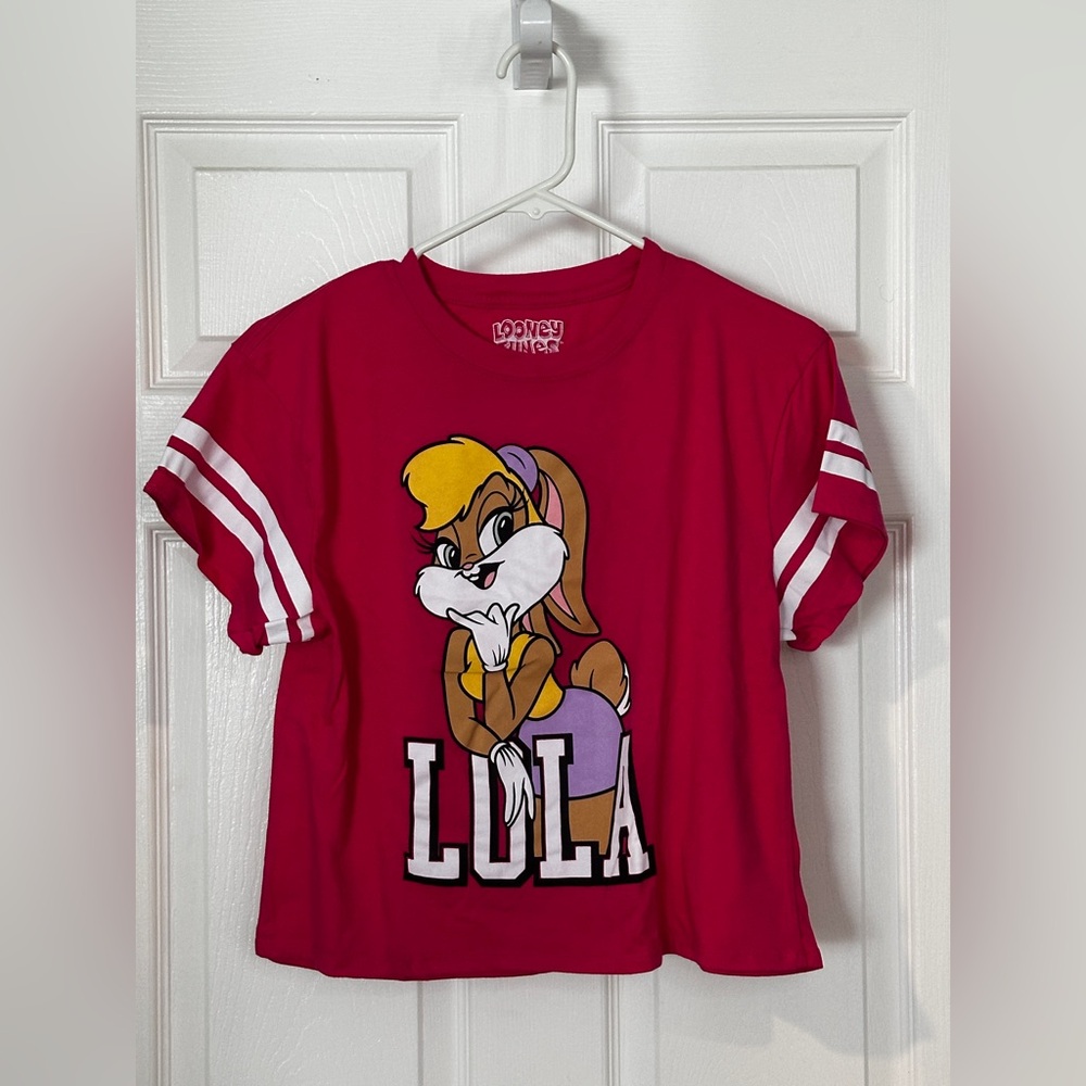 Warner Bros. Pink Lola Bunny Women’s T-Shirt. Size Medium.